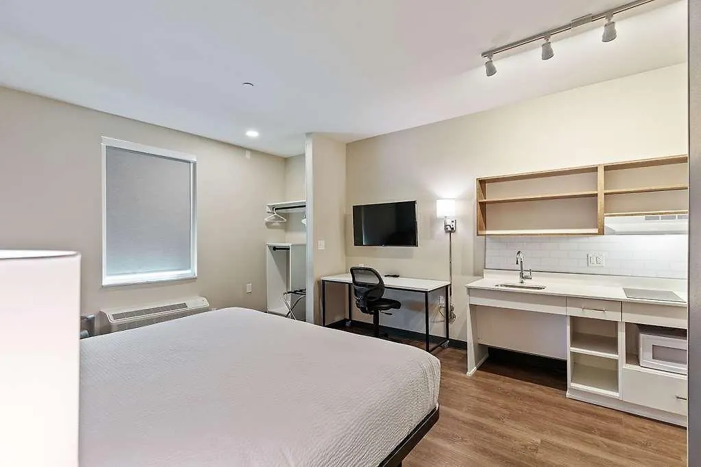 Extended Stay America Premier Suites - Tampa - Fairgrounds - Casino Hotel Mango