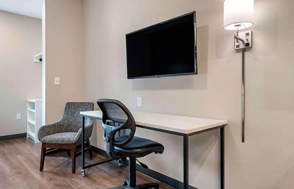 Extended Stay America Premier Suites - Tampa - Fairgrounds - Casino 3*, Mango USA
