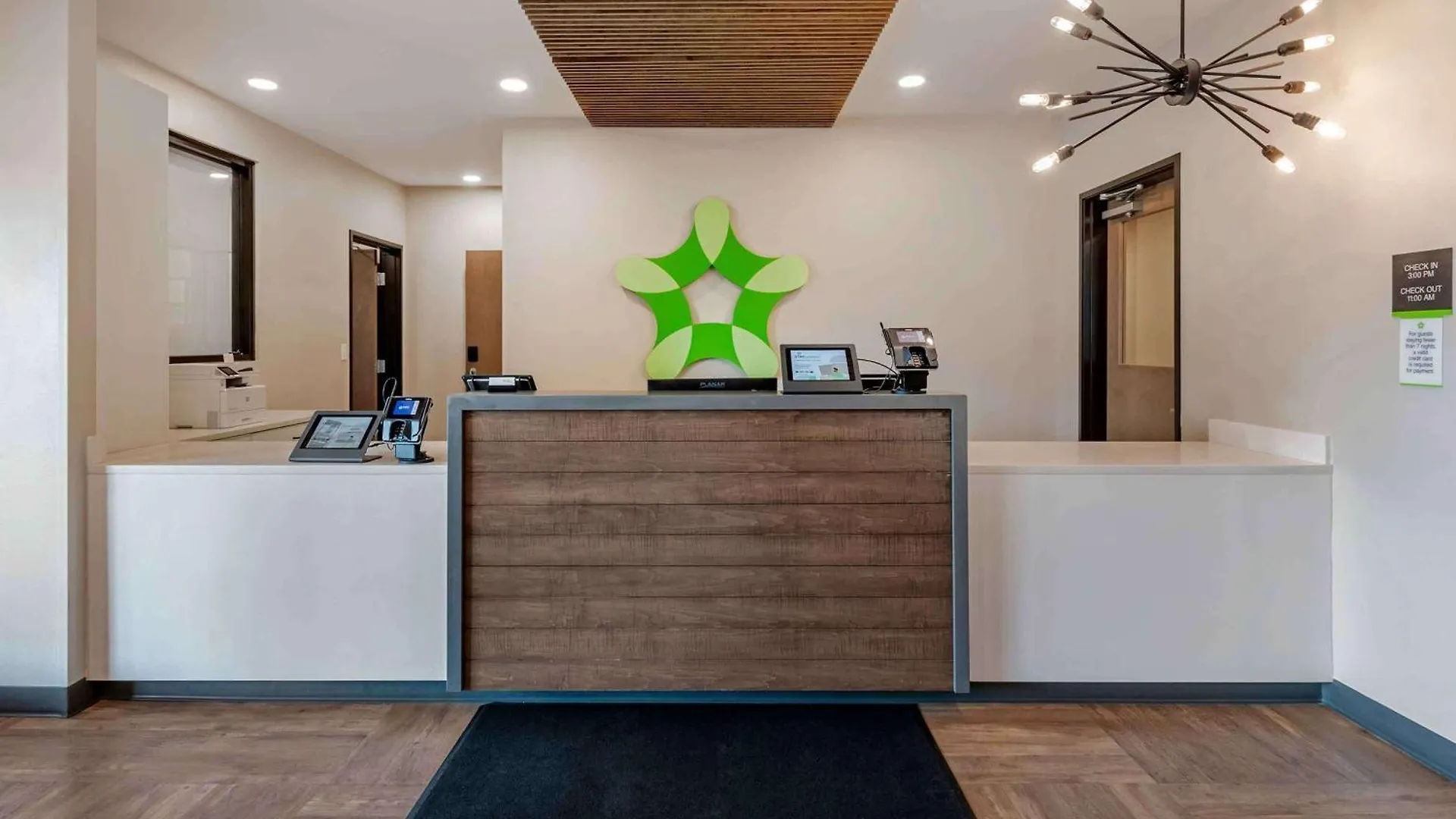 Extended Stay America Premier Suites - Tampa - Fairgrounds - Casino 3*, Mango