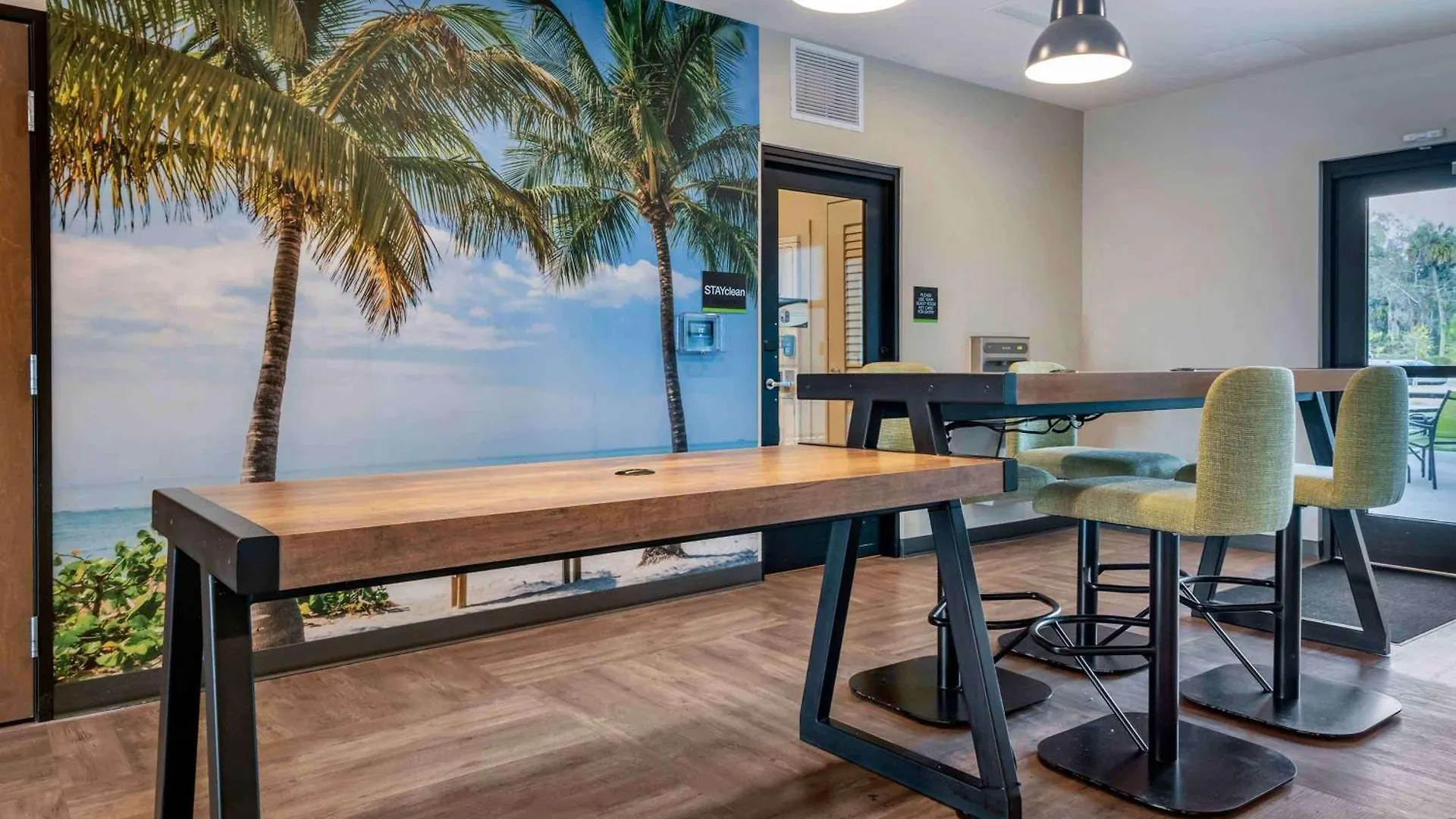 Extended Stay America Premier Suites - Tampa - Fairgrounds - Casino Hotel Mango