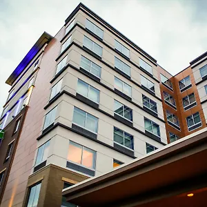 holiday-inn-express-suites-louisville-downtown.hotels-louisville.com/